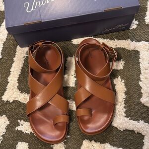 Universal Thread Tan Strappy Sandals